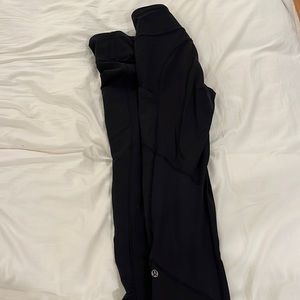 Size 10 Luke lemon leggings with pockets on each leg.